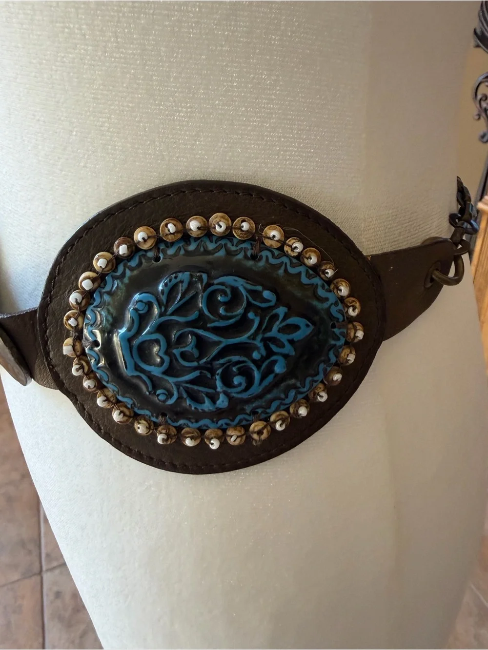 Chicos Genuine Leather Concho Belt  Turquoise Blue and Rust Medallions Sz M/L